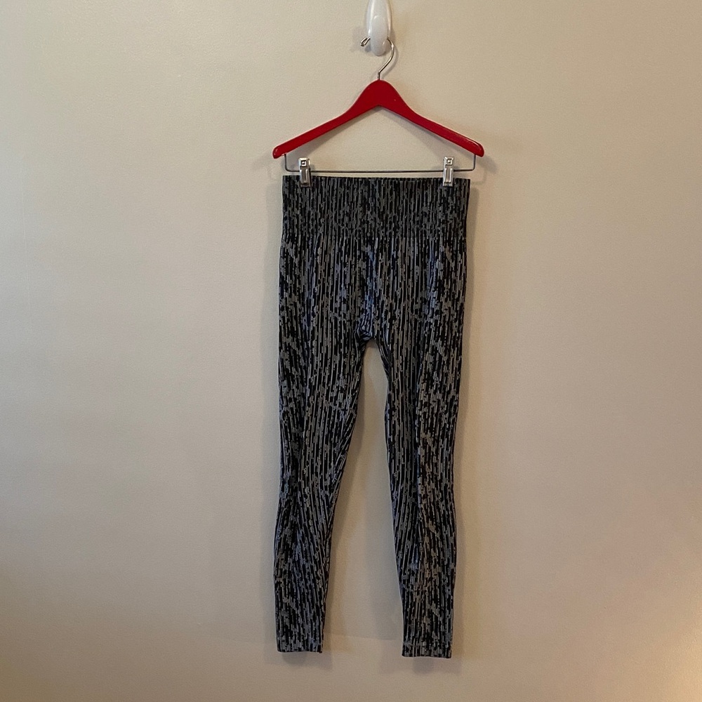 Stylish Women’s Black and Gray Leggings
